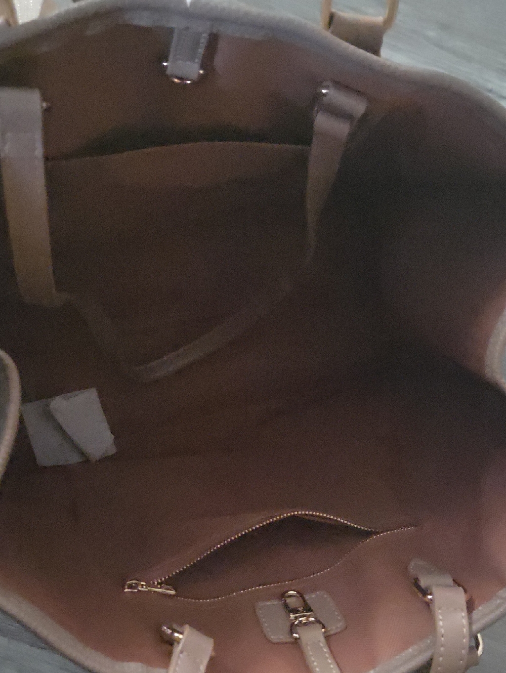 2 Totes 16W X 13L Very New No Stains Smooth Material Leather - Picture 9 of 11